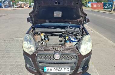 Минивэн Fiat Doblo 2011 в 