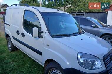 Вантажний фургон Fiat Doblo 2006 в Рівному