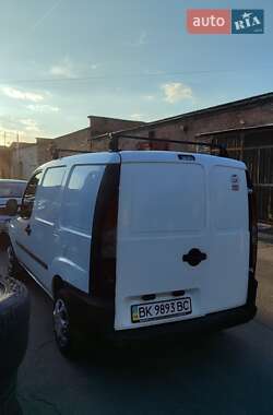 Вантажний фургон Fiat Doblo 2003 в Рівному