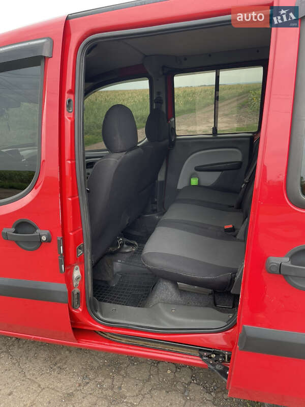 Минивэн Fiat Doblo 2009 в Чутове