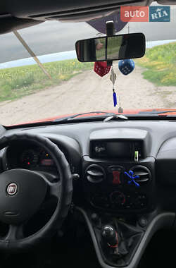 Минивэн Fiat Doblo 2009 в 