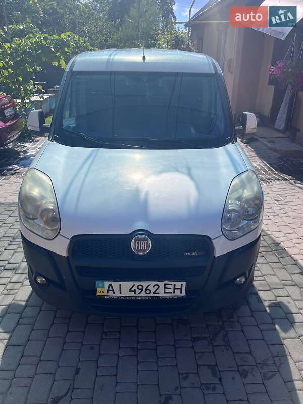 Fiat Doblo 2010