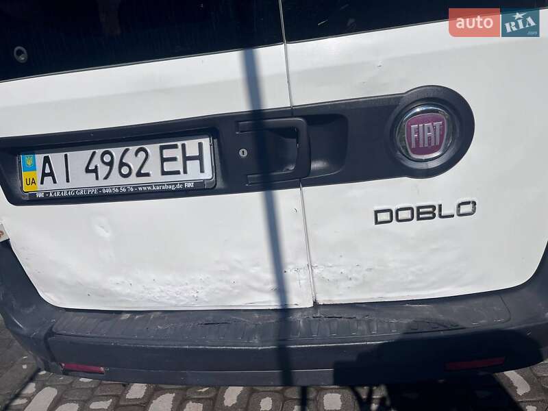 Минивэн Fiat Doblo 2010 в Ставище