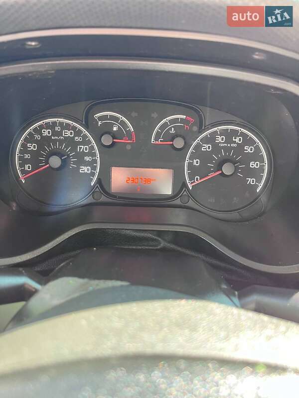 Минивэн Fiat Doblo 2010 в Ставище