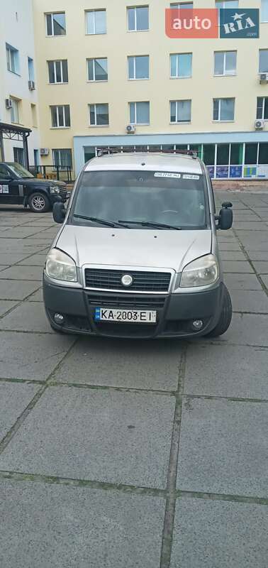 Минивэн Fiat Doblo 2007 в Киеве