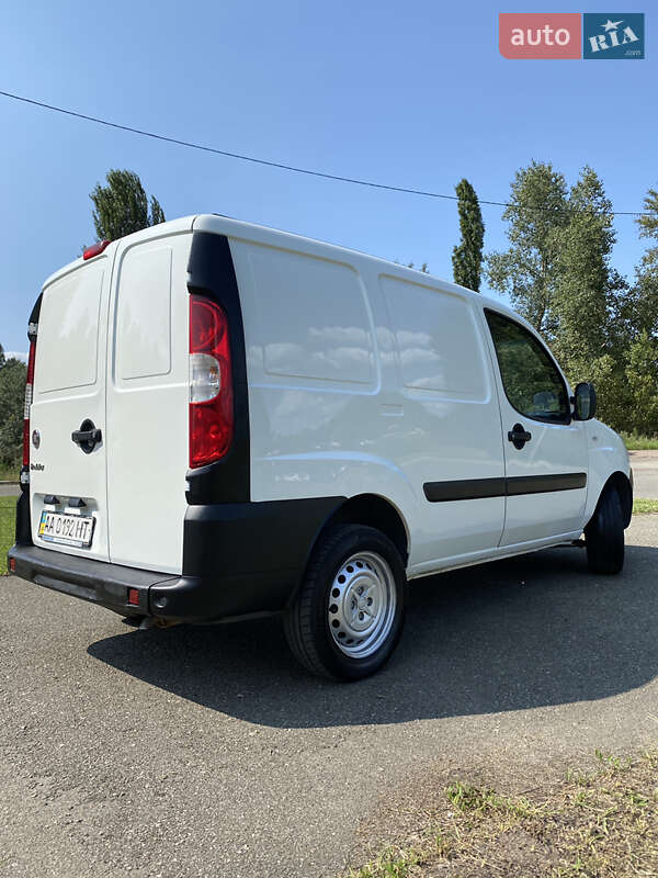 Грузовой фургон Fiat Doblo 2015 в Киеве