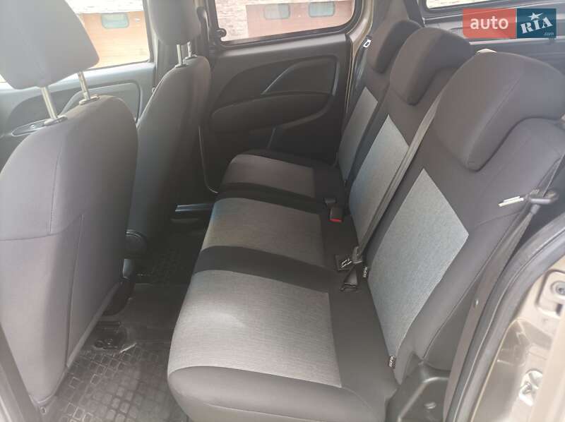 Минивэн Fiat Doblo 2018 в Ужгороде