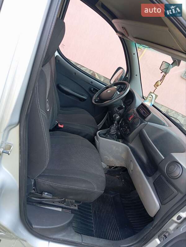 Минивэн Fiat Doblo 2010 в Стрые