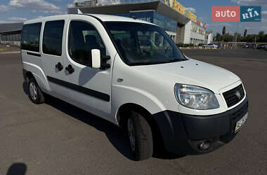 Грузопассажирский фургон Fiat Doblo 2007 в 