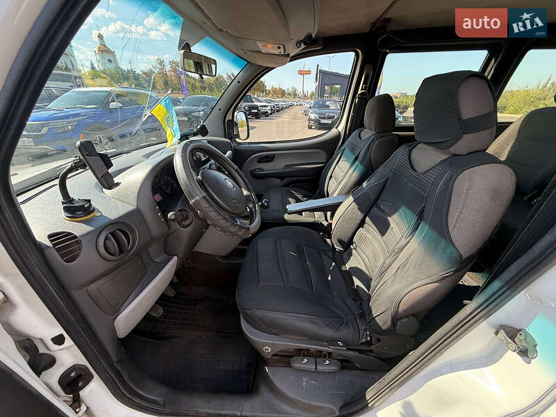 Грузопассажирский фургон Fiat Doblo 2007 в Кривом Роге
