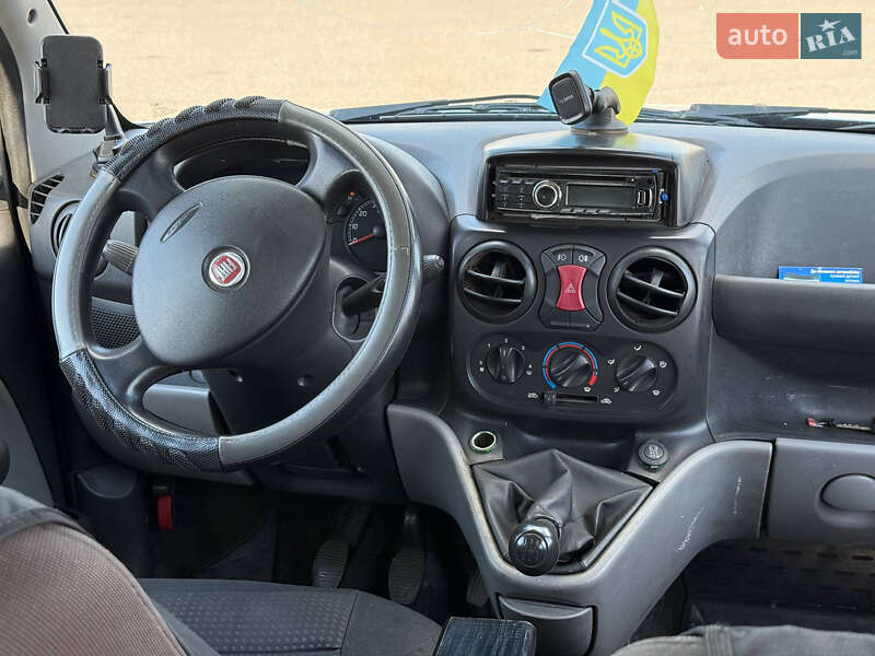 Грузопассажирский фургон Fiat Doblo 2007 в Кривом Роге