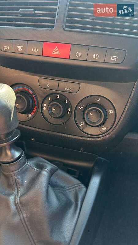 Мінівен Fiat Doblo 2011 в Житомирі фото 19 Мінівен Fiat Doblo 2011 в Житомирі