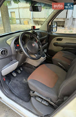 Минивэн Fiat Doblo 2007 в 