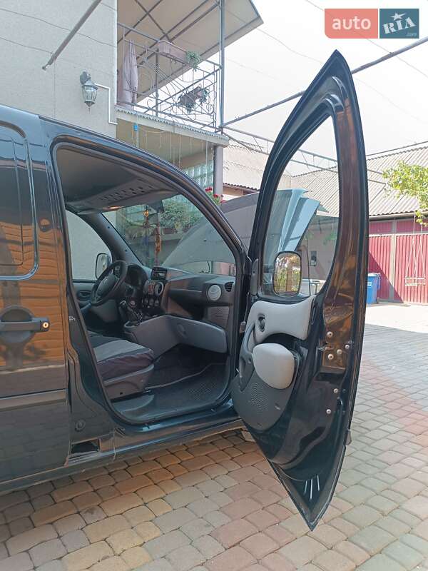 Грузовой фургон Fiat Doblo 2004 в Великих Лучках