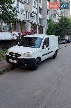 Грузовой фургон Fiat Doblo 2010 в Виннице