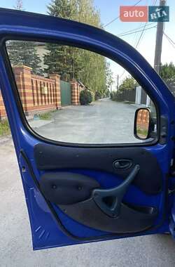 Минивэн Fiat Doblo 2004 в 