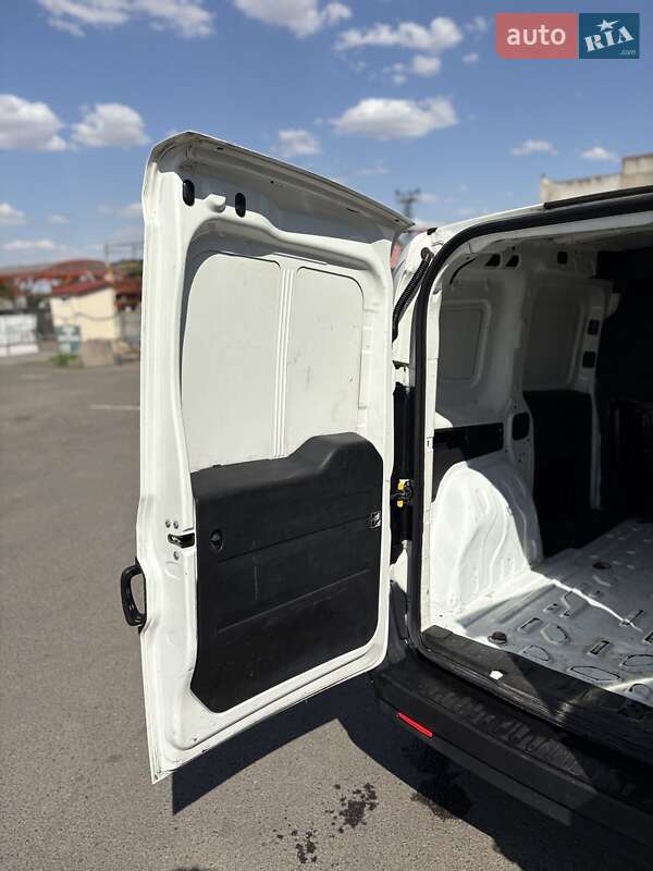 Вантажний фургон Fiat Doblo 2012 в Миколаєві фото 16 Вантажний фургон Fiat Doblo 2012 в Миколаєві