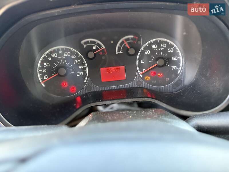 Вантажний фургон Fiat Doblo 2012 в Миколаєві фото 25 Вантажний фургон Fiat Doblo 2012 в Миколаєві