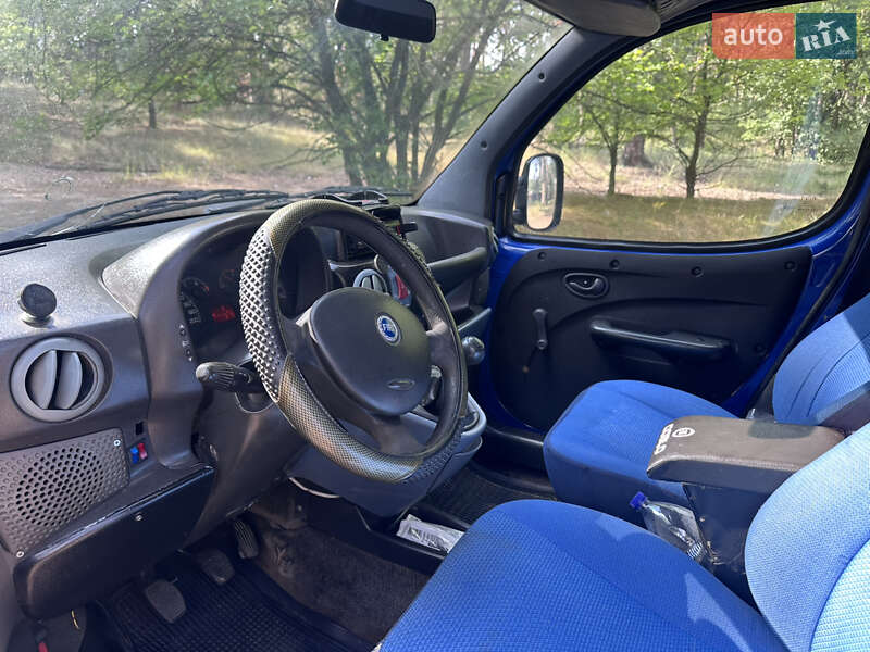 Грузовой фургон Fiat Doblo 2004 в Харькове фото 8 Грузовой фургон Fiat Doblo 2004 в Харькове