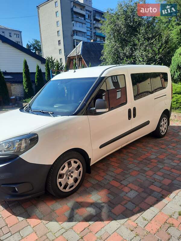 Минивэн Fiat Doblo 2018 в 