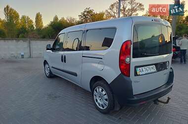 Минивэн Fiat Doblo 2012 в 