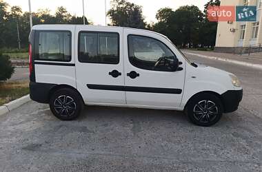 Минивэн Fiat Doblo 2010 в 