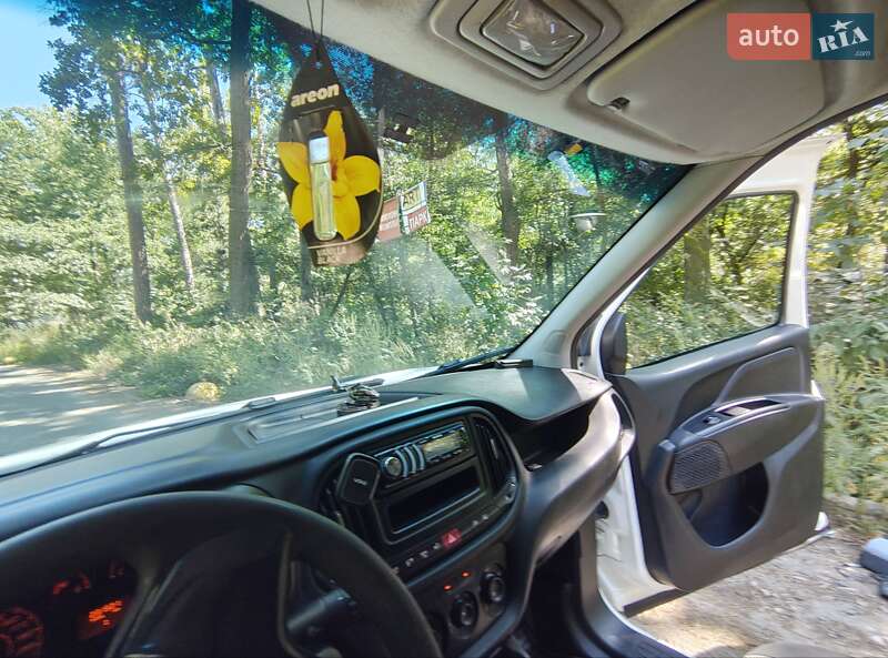 Грузовой фургон Fiat Doblo 2019 в Киеве