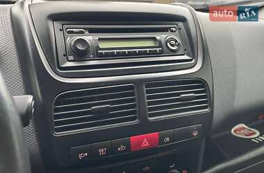 Грузопассажирский фургон Fiat Doblo 2010 в 