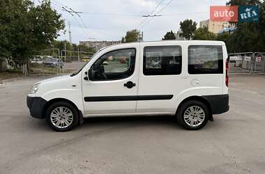 Минивэн Fiat Doblo 2010 в 