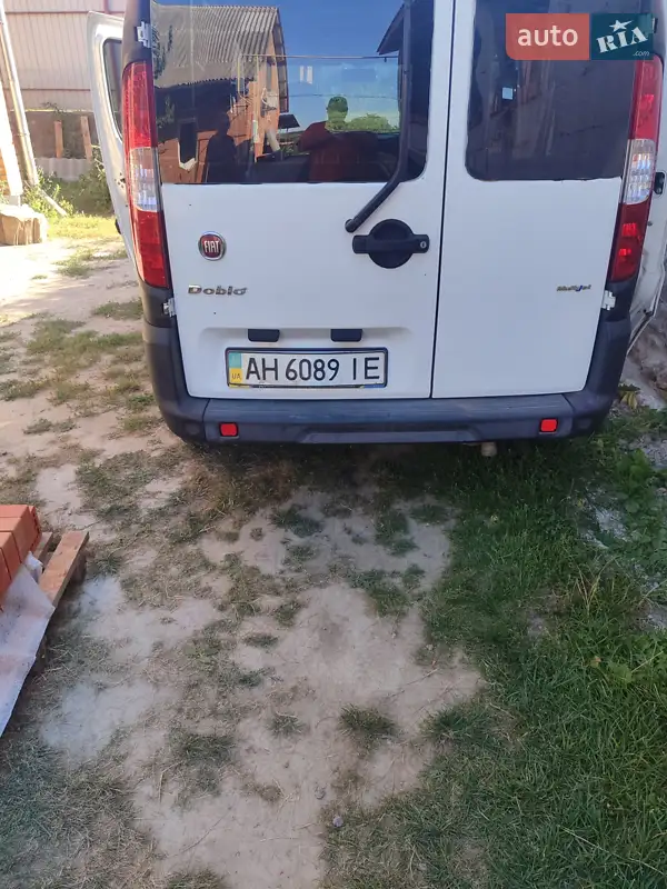 Fiat Doblo 2013