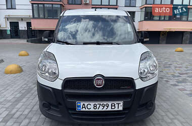 Вантажний фургон Fiat Doblo 2010 в Луцьку