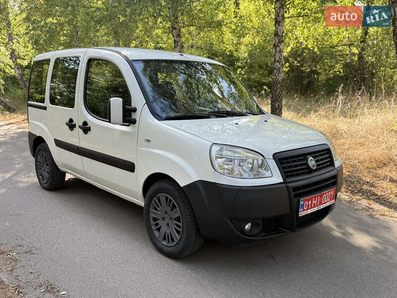 Минивэн Fiat Doblo 2007 в Лубнах