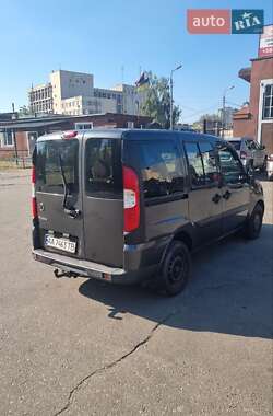 Мінівен Fiat Doblo 2011 в 