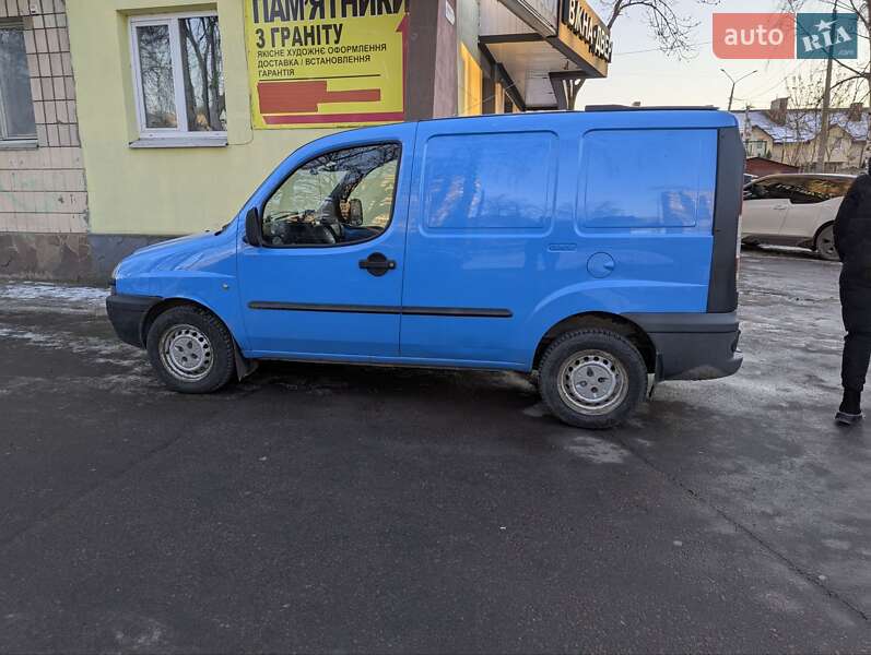 Грузовой фургон Fiat Doblo 2005 в Ровно