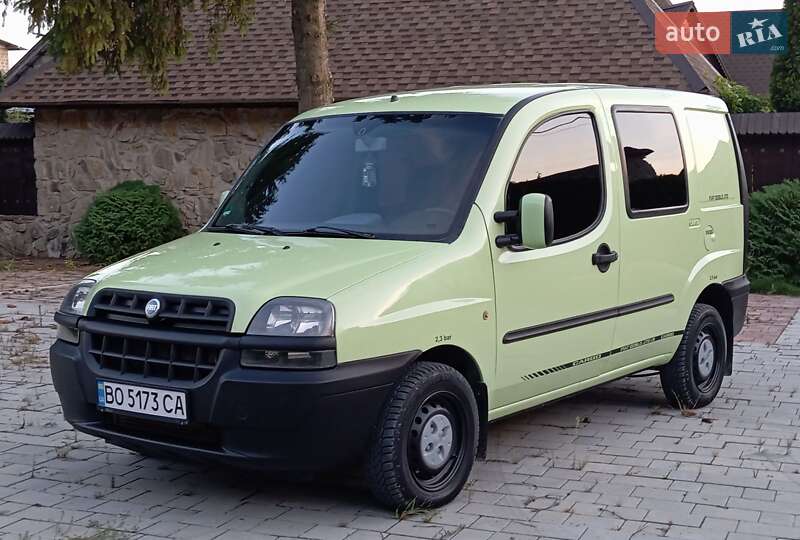Минивэн Fiat Doblo 2005 в 
