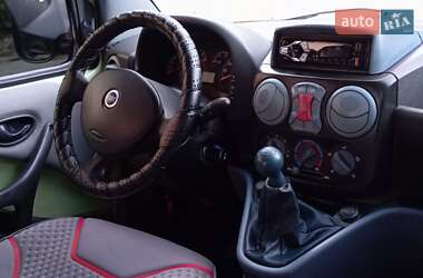 Минивэн Fiat Doblo 2005 в 