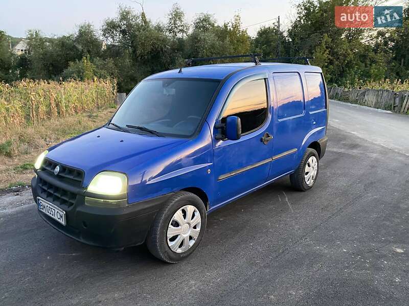 Вантажопасажирський фургон Fiat Doblo 2003 в Дніпрі