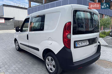 Грузопассажирский фургон Fiat Doblo 2010 в 