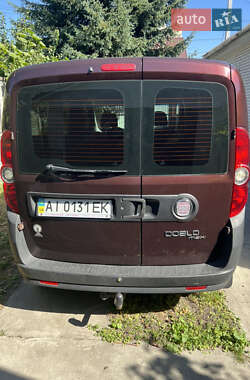 Минивэн Fiat Doblo 2011 в 