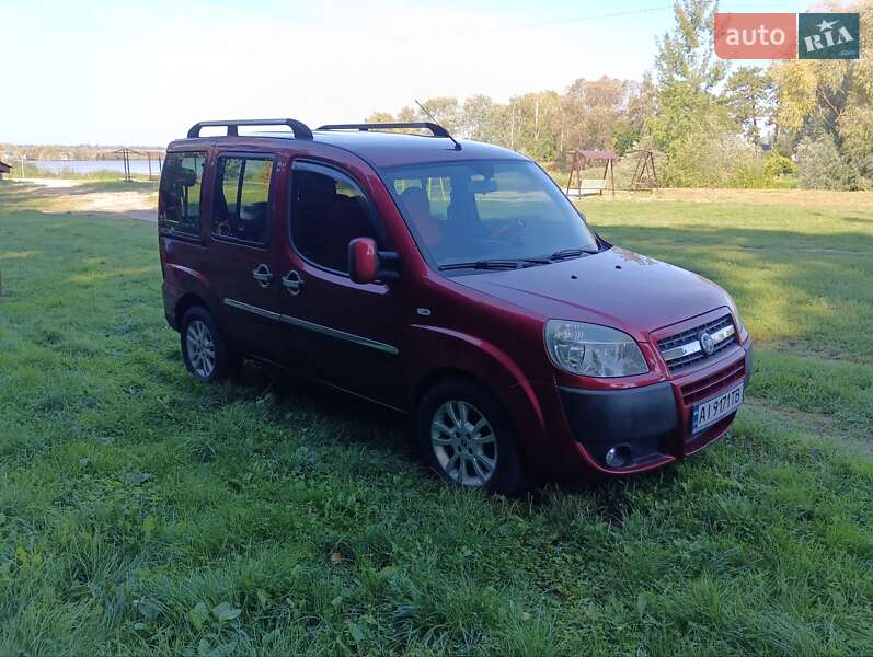Минивэн Fiat Doblo 2006 в Березане