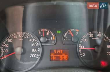 Минивэн Fiat Doblo 2005 в Львове