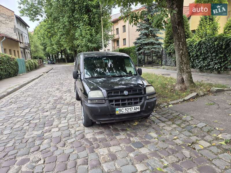 Мінівен Fiat Doblo 2005 в Львові