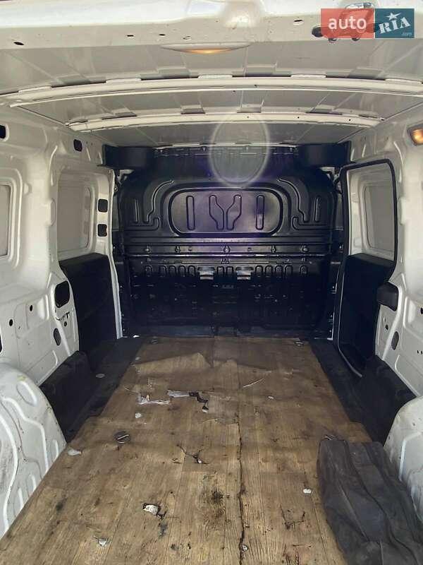 Грузовой фургон Fiat Doblo 2017 в Виннице фото 14 Грузовой фургон Fiat Doblo 2017 в Виннице