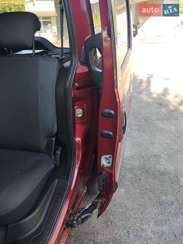 Минивэн Fiat Doblo 2010 в Харькове