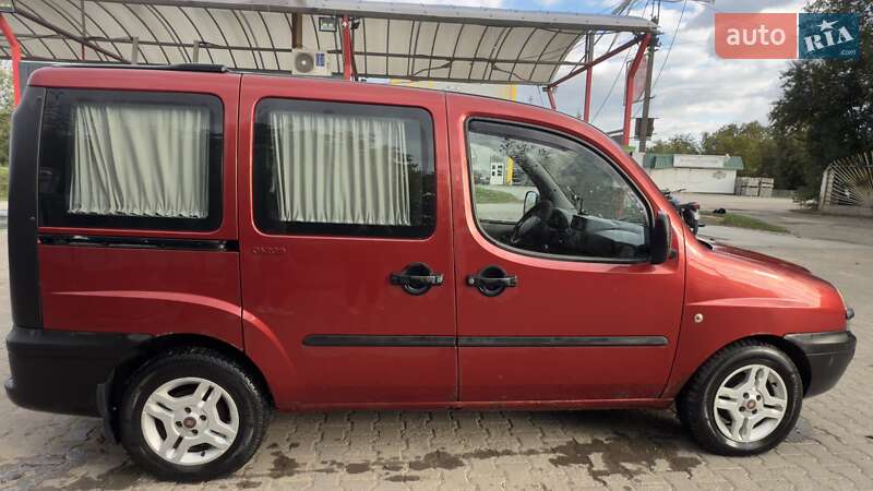Минивэн Fiat Doblo 2004 в Кельменцах