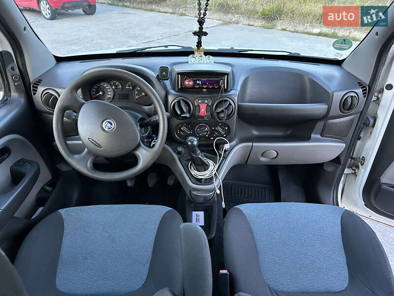 Минивэн Fiat Doblo 2008 в Вараше