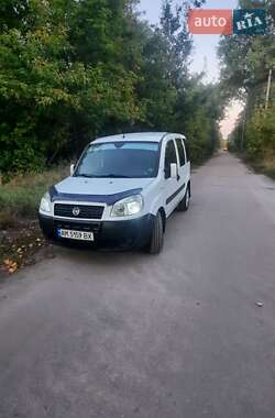 Минивэн Fiat Doblo 2010 в 