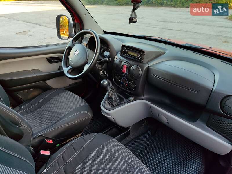 Минивэн Fiat Doblo 2009 в Дунаевцах