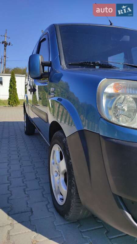Минивэн Fiat Doblo 2009 в Новоселице