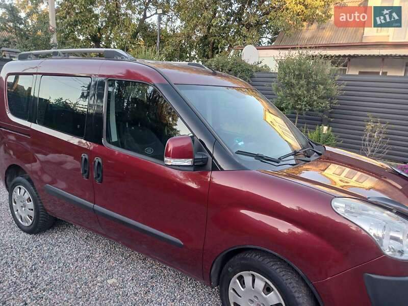 Минивэн Fiat Doblo 2010 в Полтаве